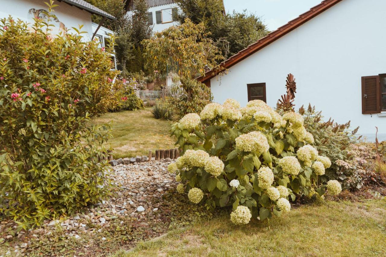 Ferienparadies Am Kammerberg - Ein Ganzes Haus Fuer Sie Alleine!!! Weissenhorn Luaran gambar